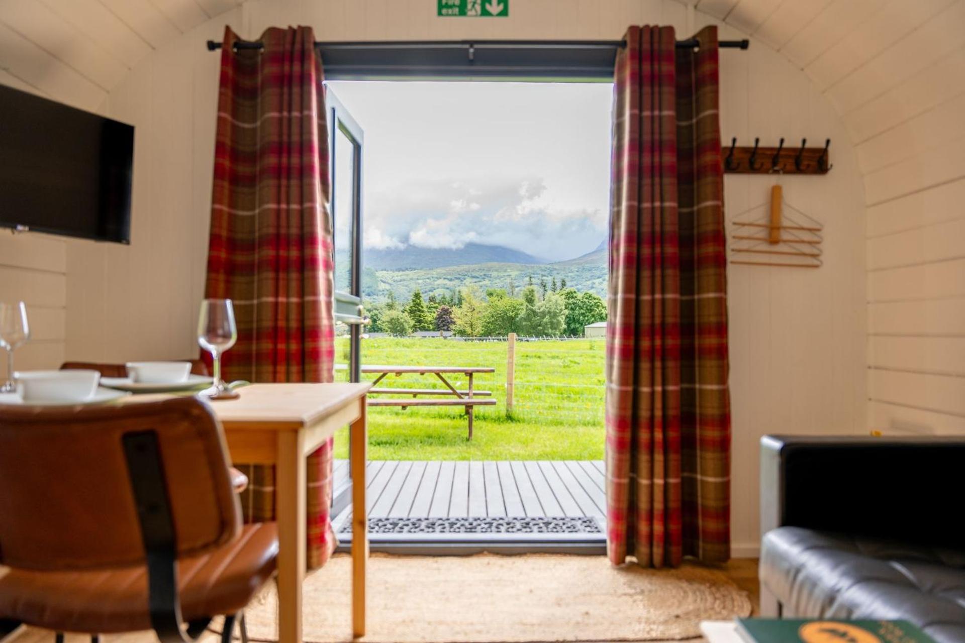 Ben Nevis Pod Villa Fort William Buitenkant foto