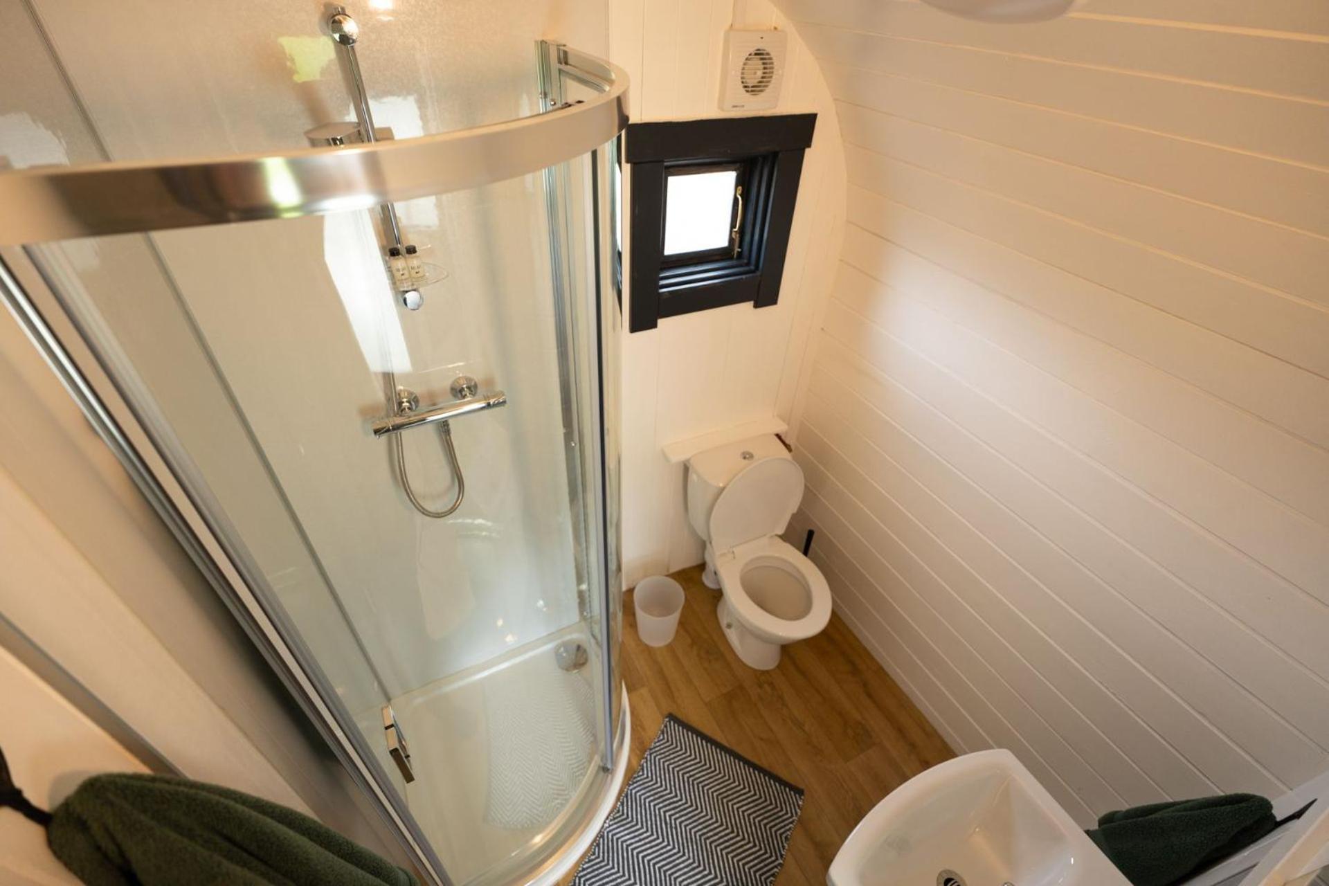 Ben Nevis Pod Villa Fort William Buitenkant foto